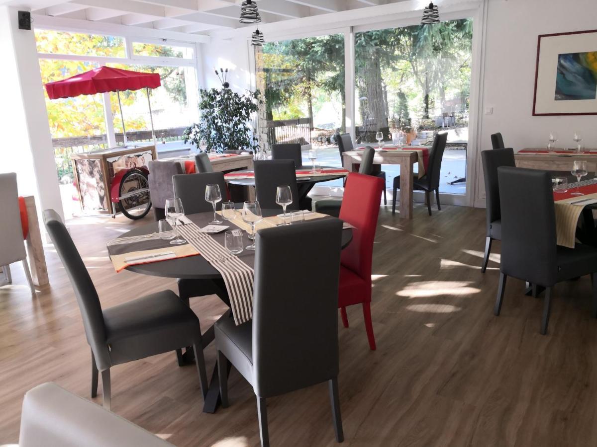 Logis Hotel-Restaurant Le Tanargue Valgorge Esterno foto